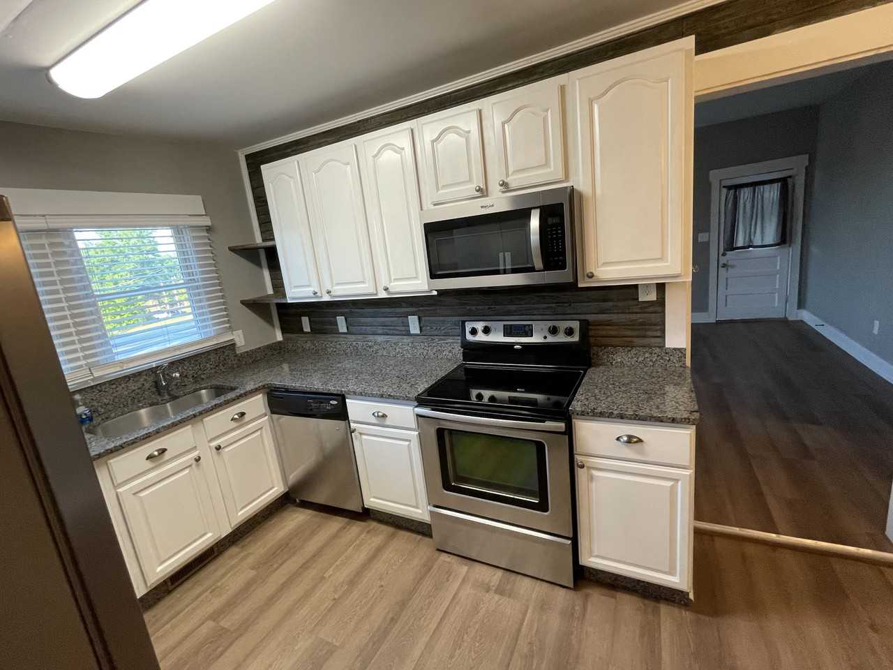 204 Spring St #NA - Photo 7 of 25