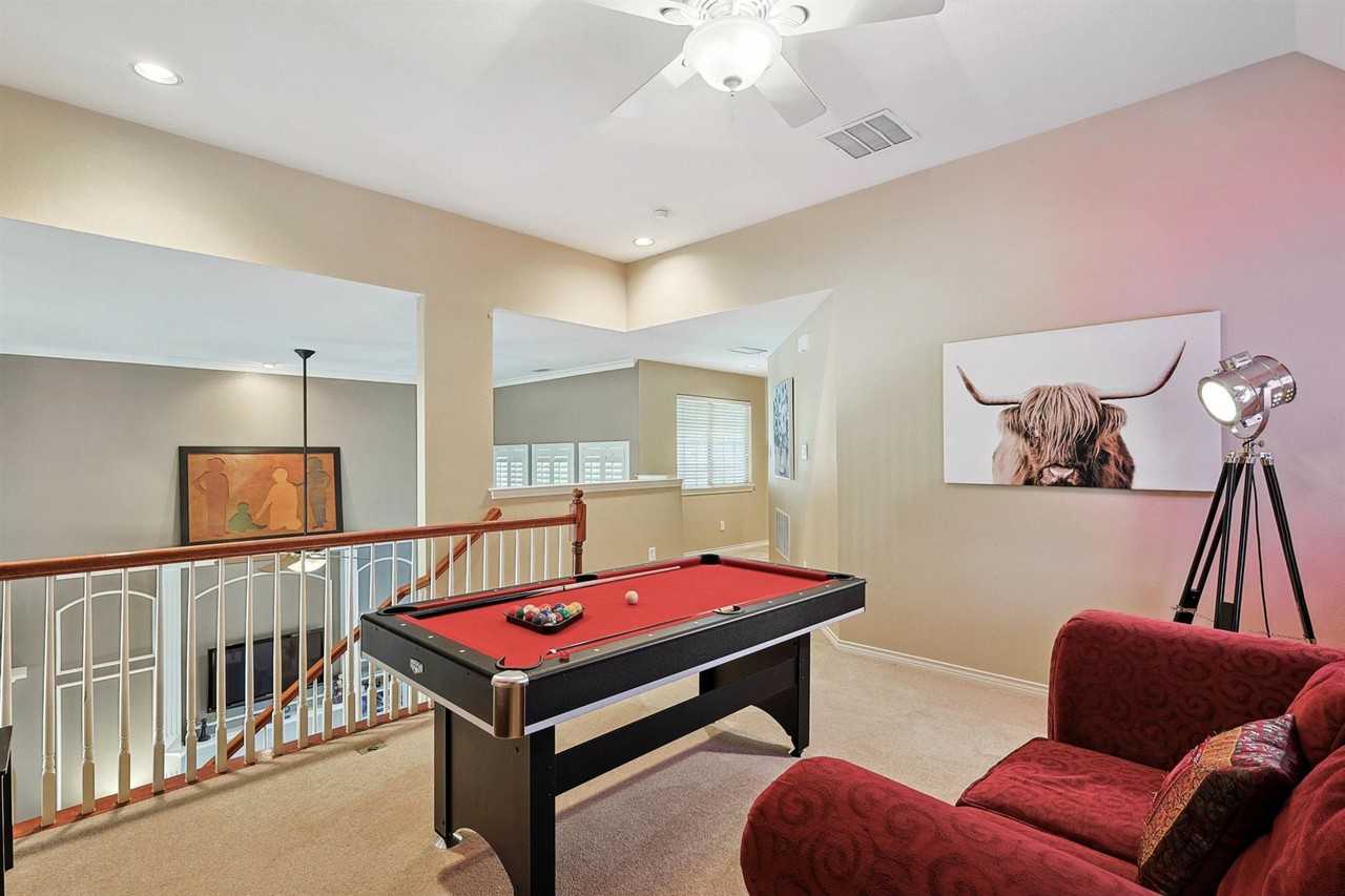 2532 Hickory Ridge Dr #NA - Photo 4 of 50