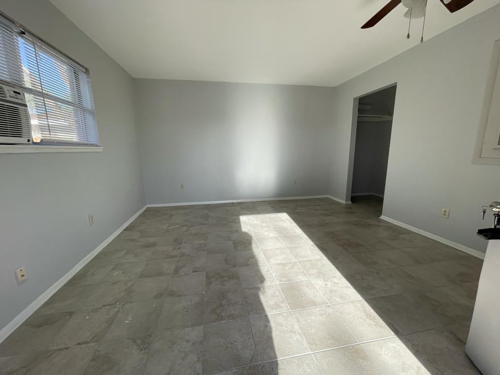 806 Walnut Ave - Photo 4 of 8