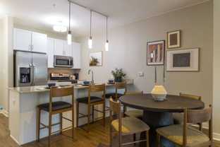 Elmhurst 255 - Photo 1 of 1
