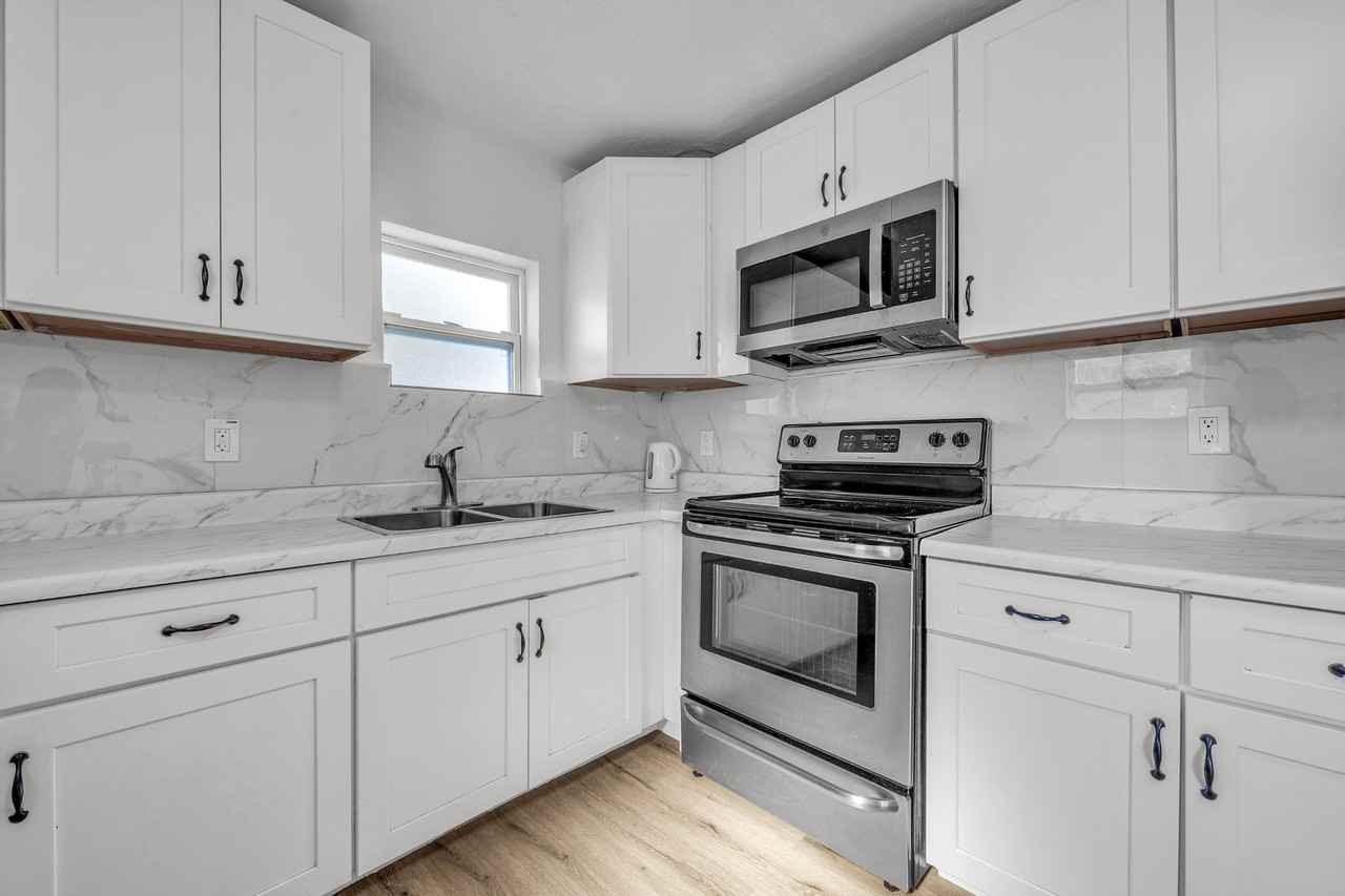 Nw 20th Ave - Photo 3 of 16