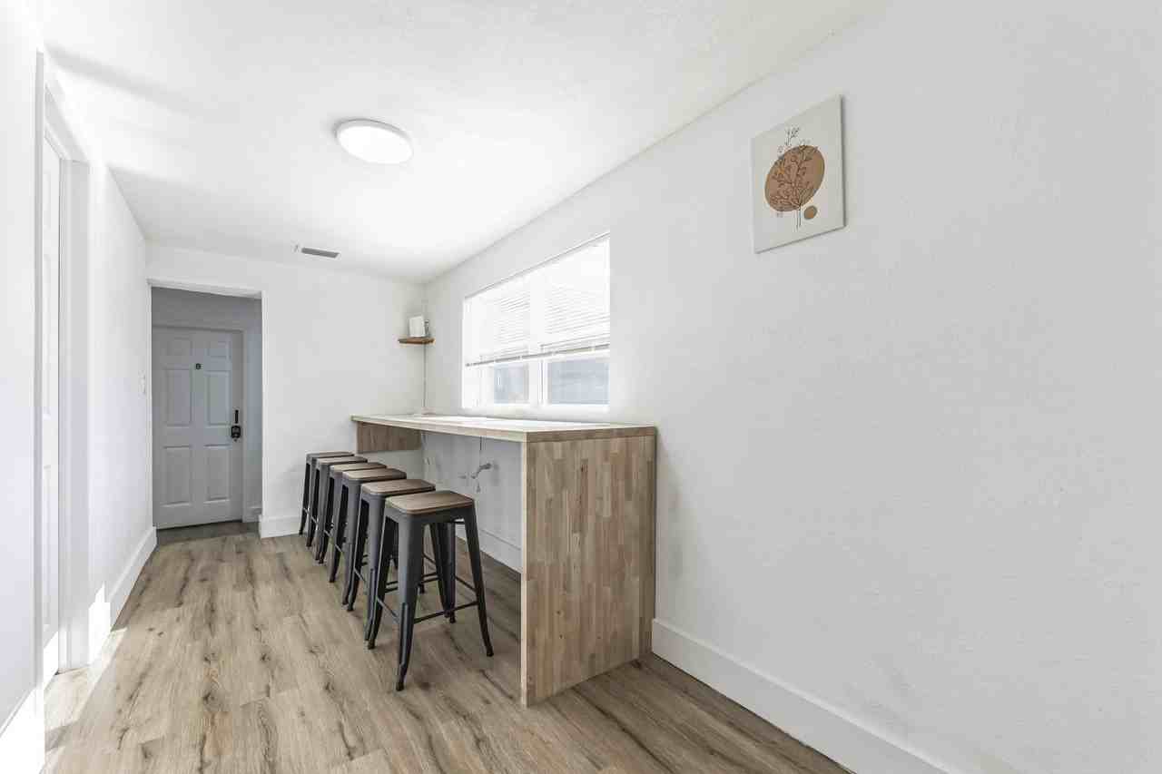 Nw 20th Ave - Photo 6 of 16