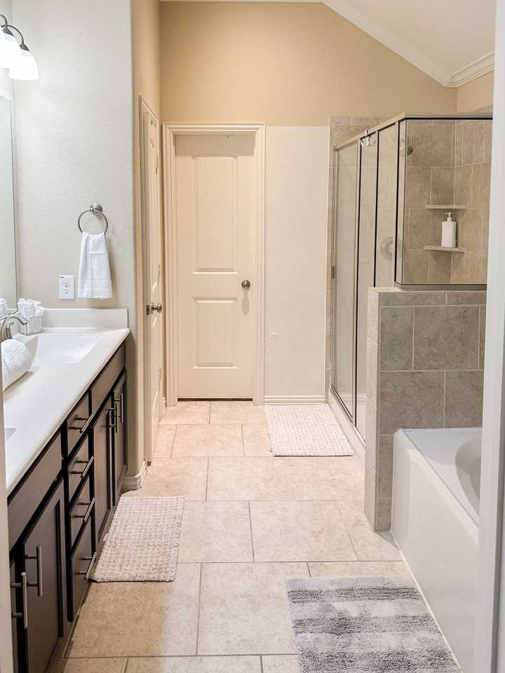 Evermore Manor Ln - Photo 3 of 4