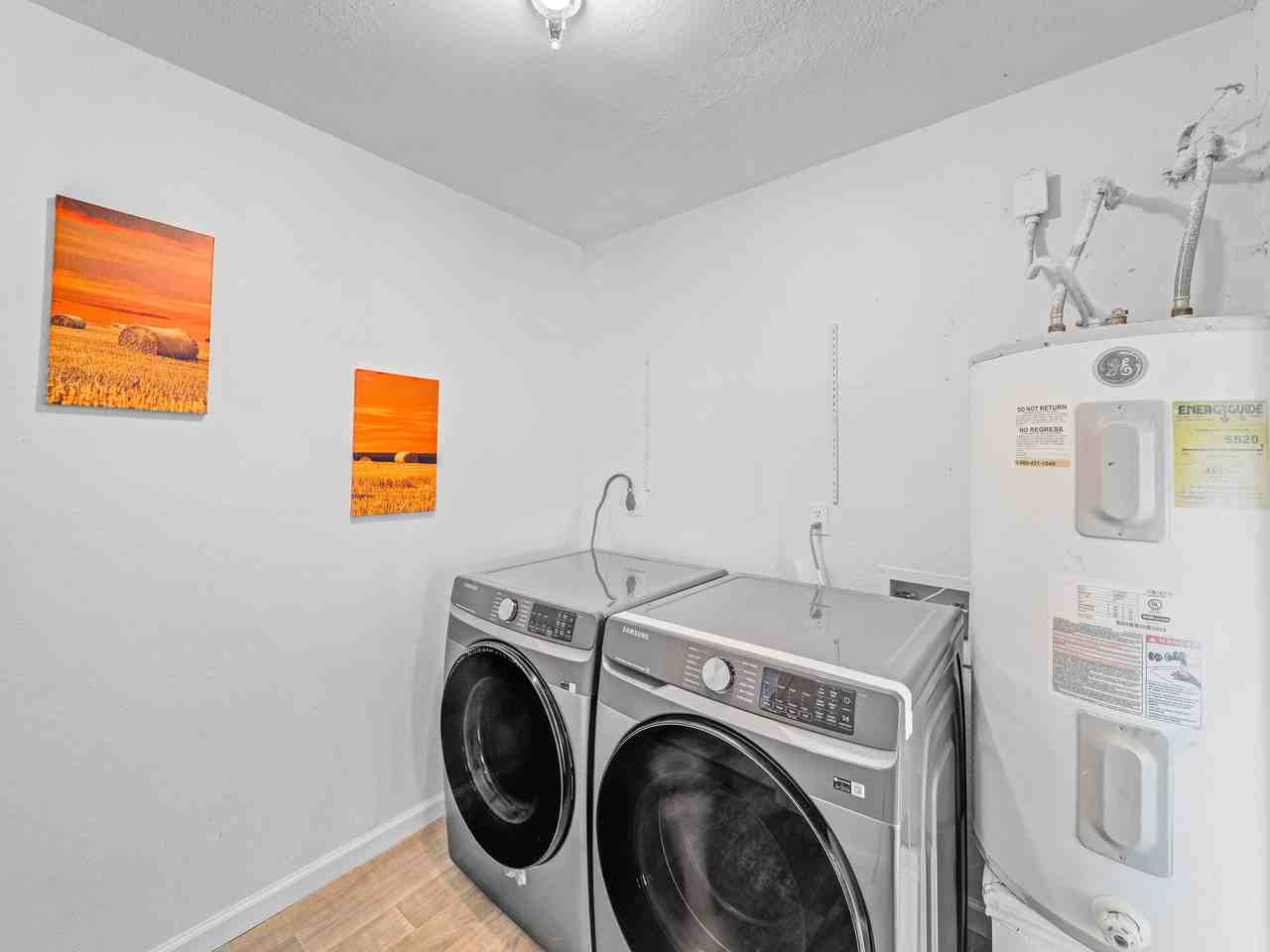 Ridge Oak St - Photo 3 of 10