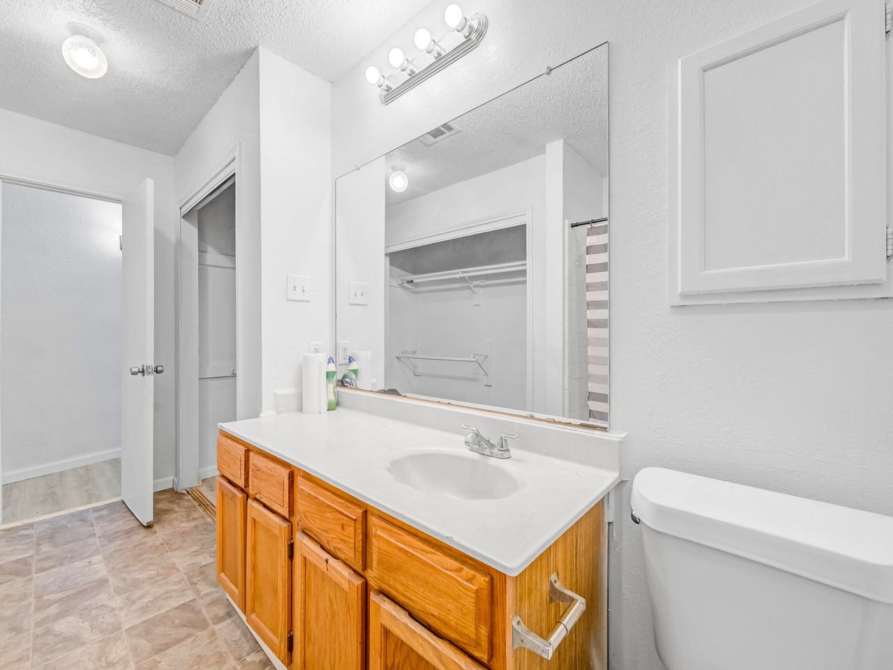 Ridge Oak St - Photo 7 of 10