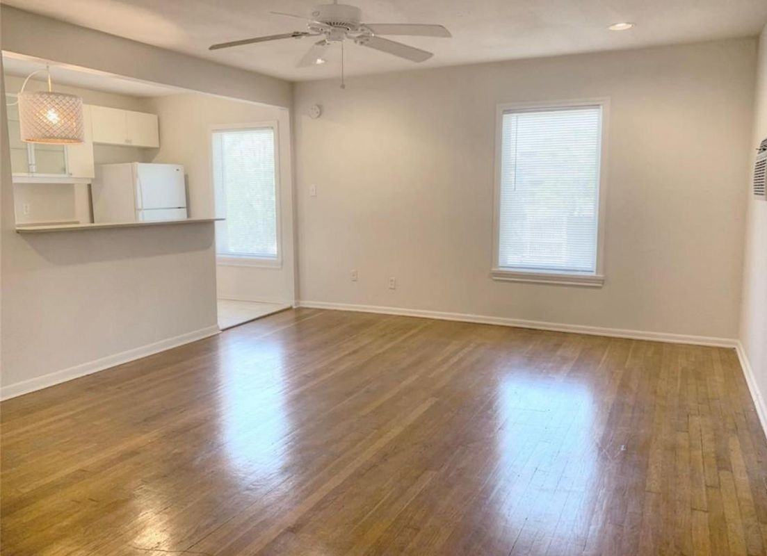 2501 1/2 Woodhead St - Photo 3 of 3