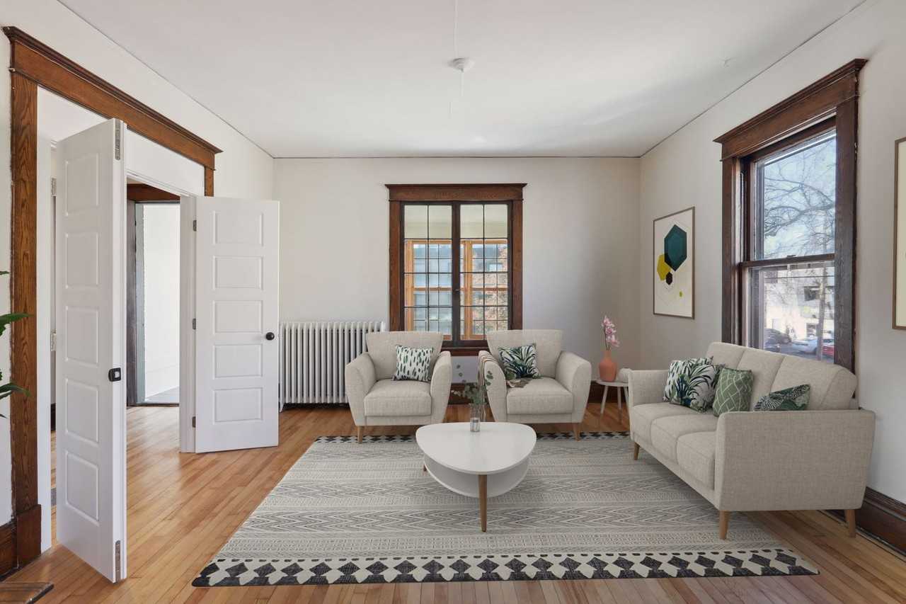 1402 West 28th Street - Photo 2 of 15