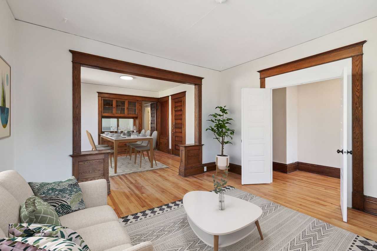 1402 West 28th Street - Photo 3 of 15
