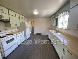 featured image of 4221 Beach Road