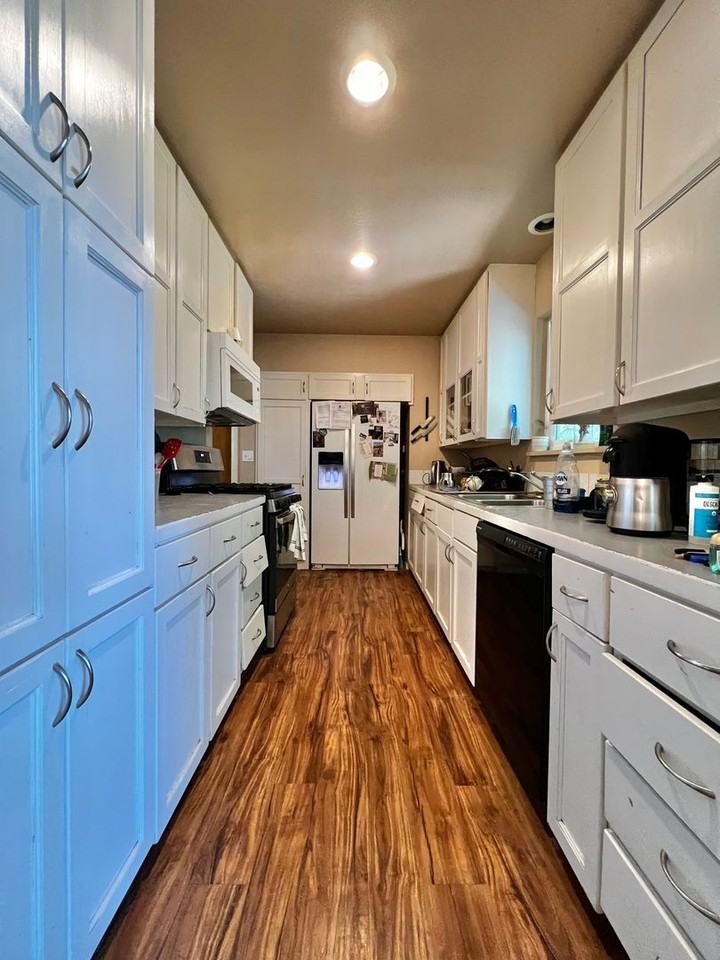 1224 Lynnwood Dr - Photo 6 of 14