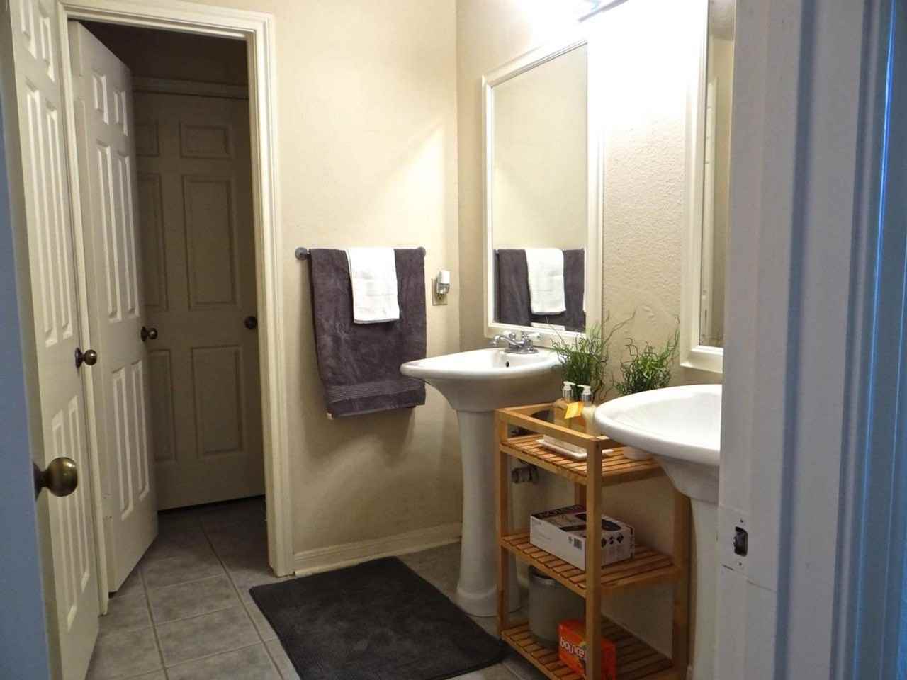 5718 Val Verde - Photo 2 of 8