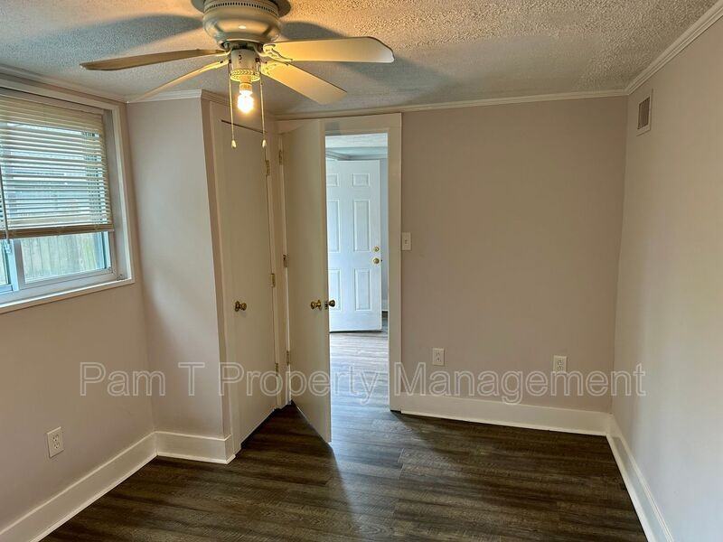 75 Rommel Ave #B - Photo 6 of 9