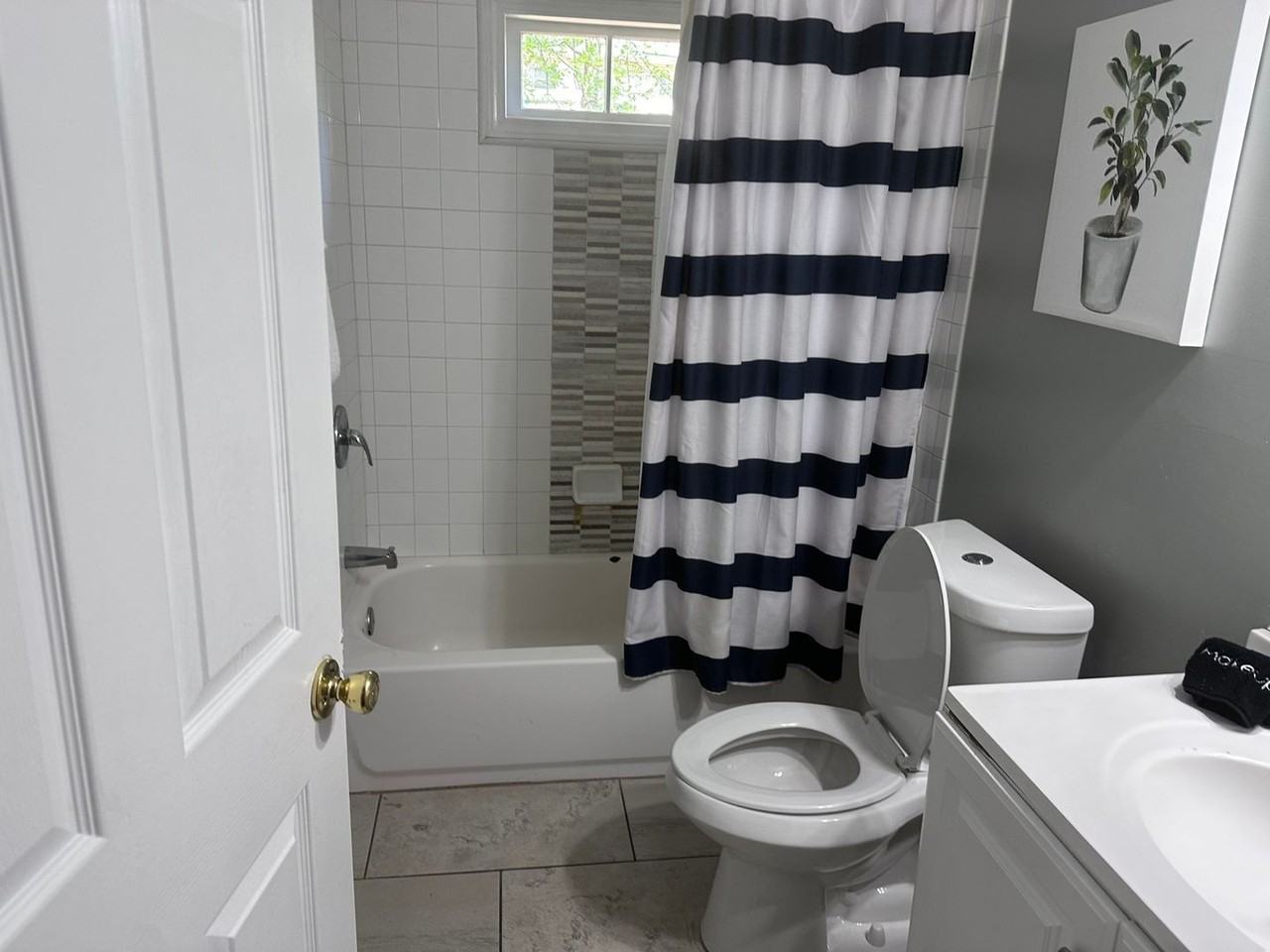 2289 Swallow Cir Se - Photo 3 of 5