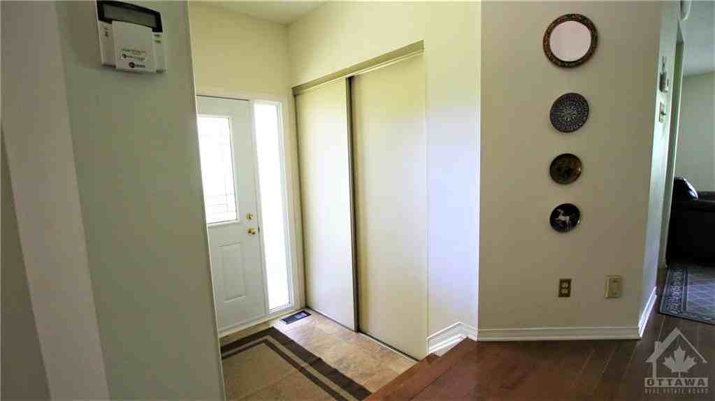 108 Stonebriar Drive - Photo 2 of 26