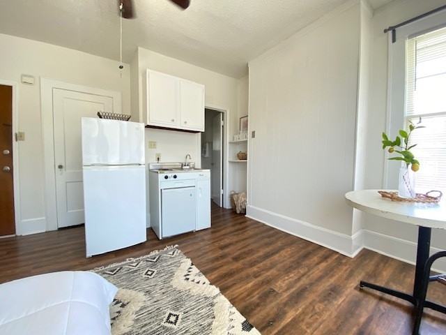 Central Ave 823 - Photo 2 of 7