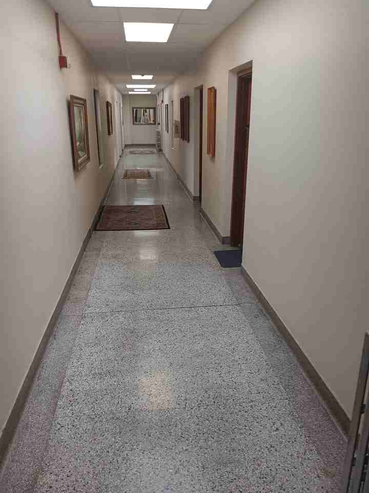 21930 Lakeshore Blvd - Photo 2 of 12