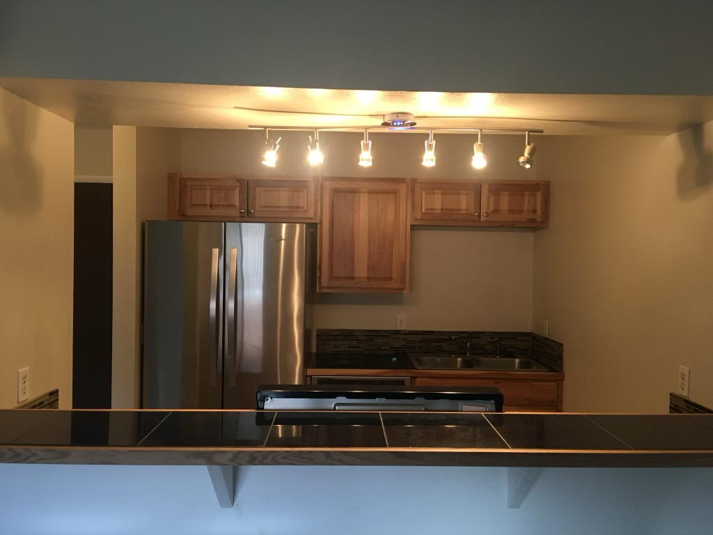 2707 Valmont Rd - Photo 3 of 9