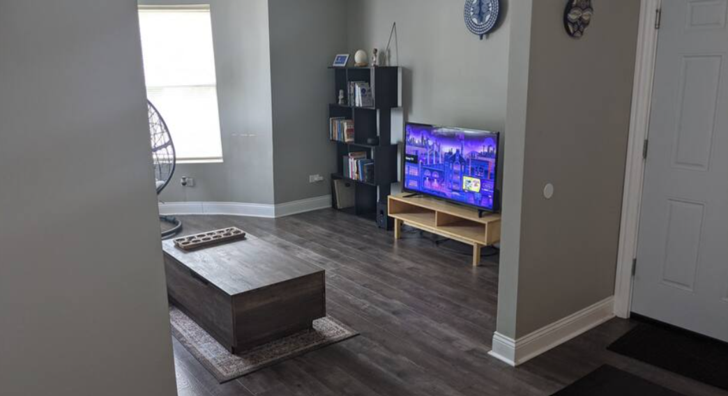 6346 S Vernon Ave #1 - Photo 3 of 9