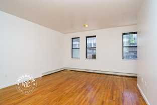95 Seigel St #1A - Photo 1 of 1