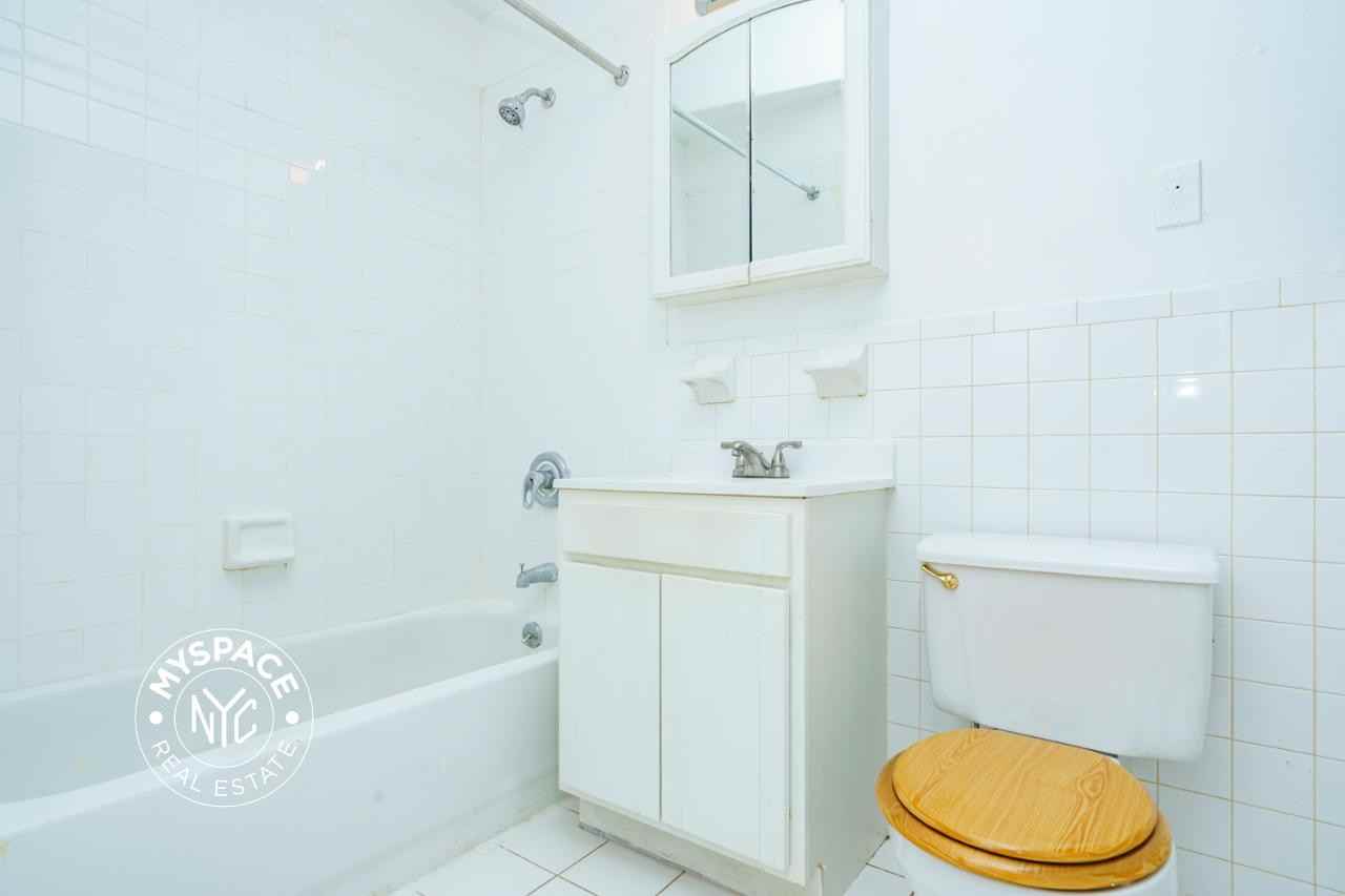 95 Seigel St #1A - Photo 6 of 6