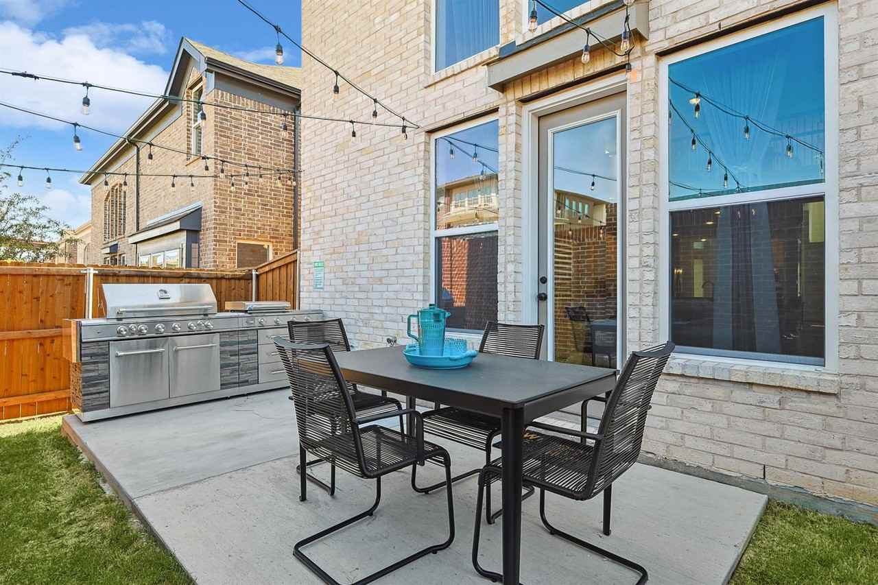 2338 Perdue Ave #NA - Photo 2 of 50