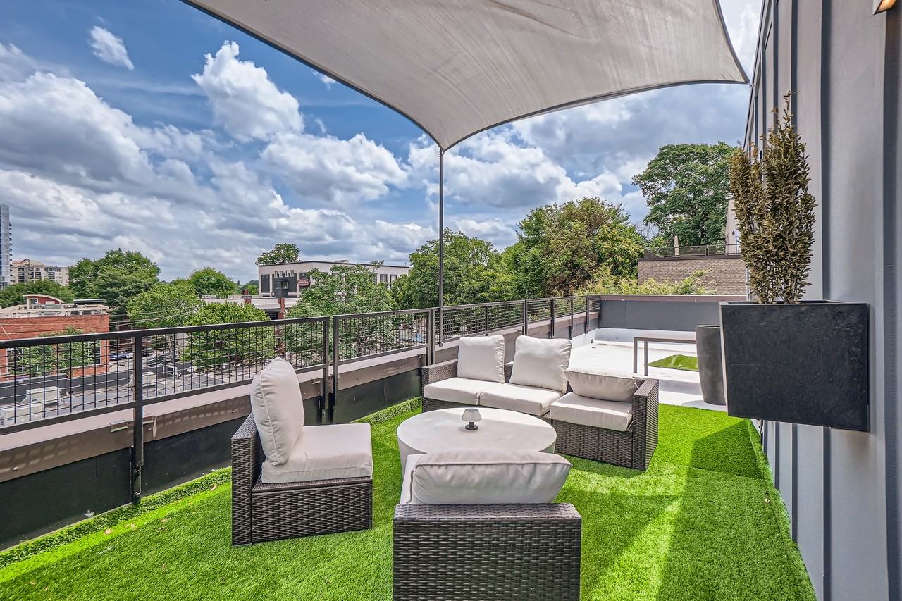 975 Piedmont Ave Ne #NA - Photo 7 of 29