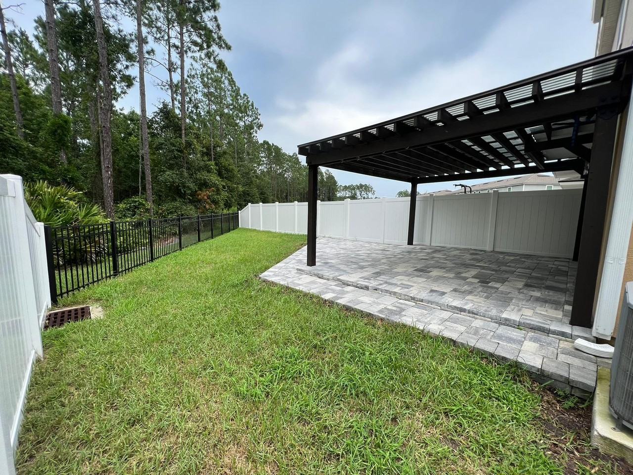 589 Servia Dr #NA - Photo 4 of 17