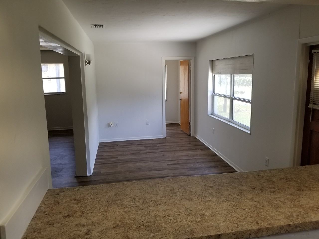 920 Se 19th Ter #NA - Photo 3 of 12