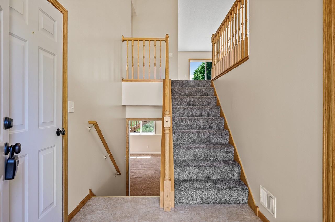 429 Meadow Ln #NA - Photo 3 of 26