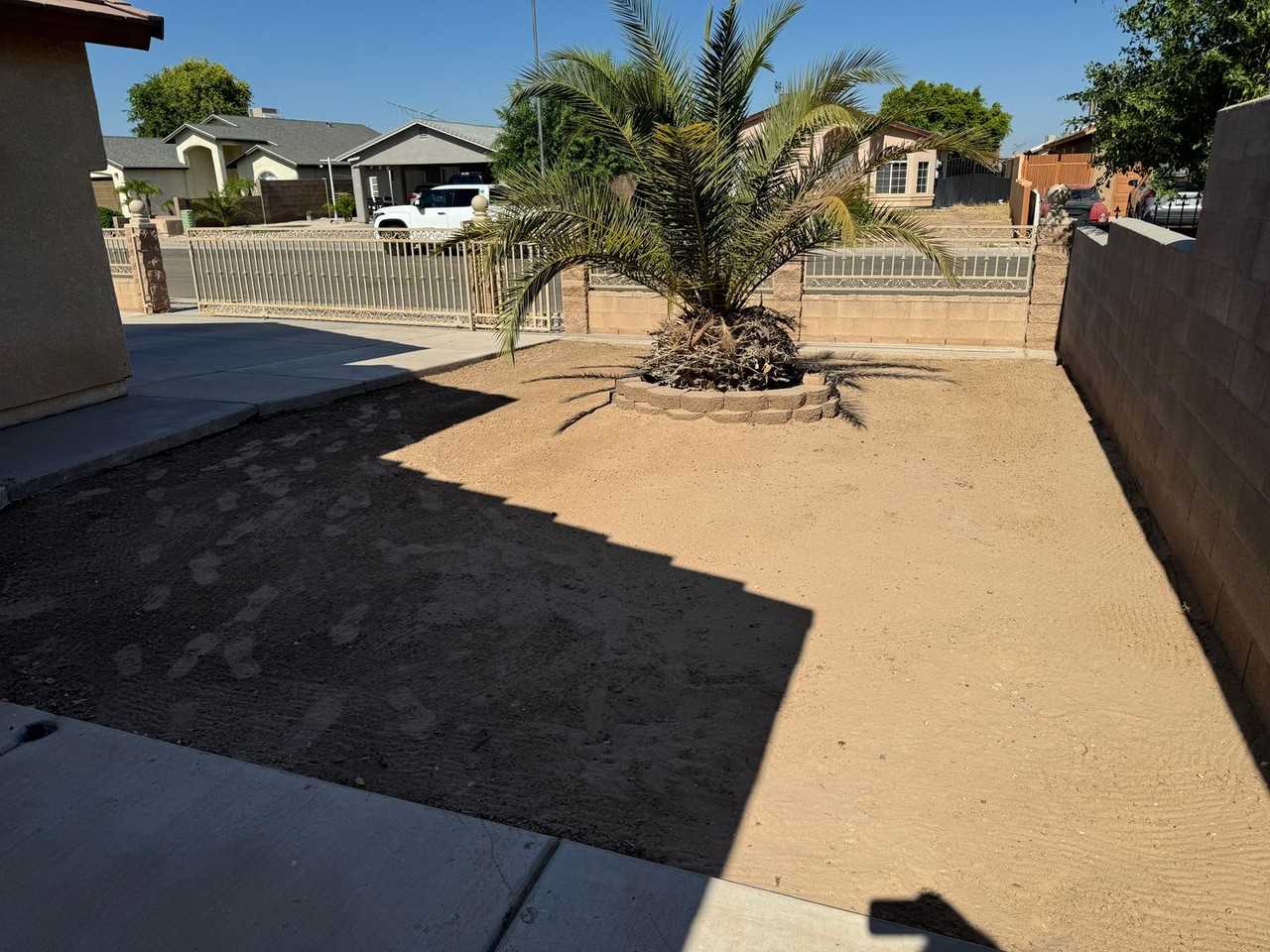 1553 N Nydia Ave - Photo 3 of 12