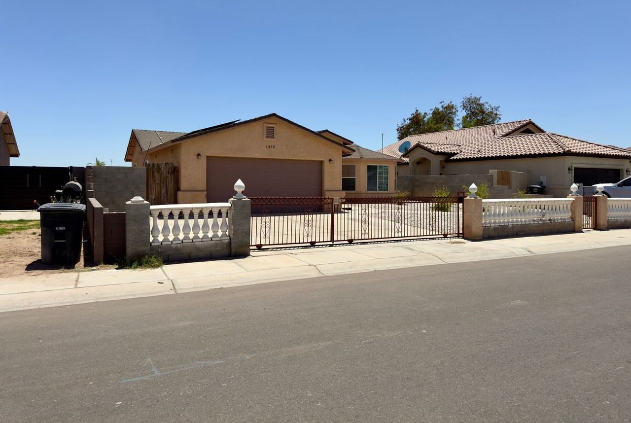 1435 N Rancho Ave - Photo 2 of 20