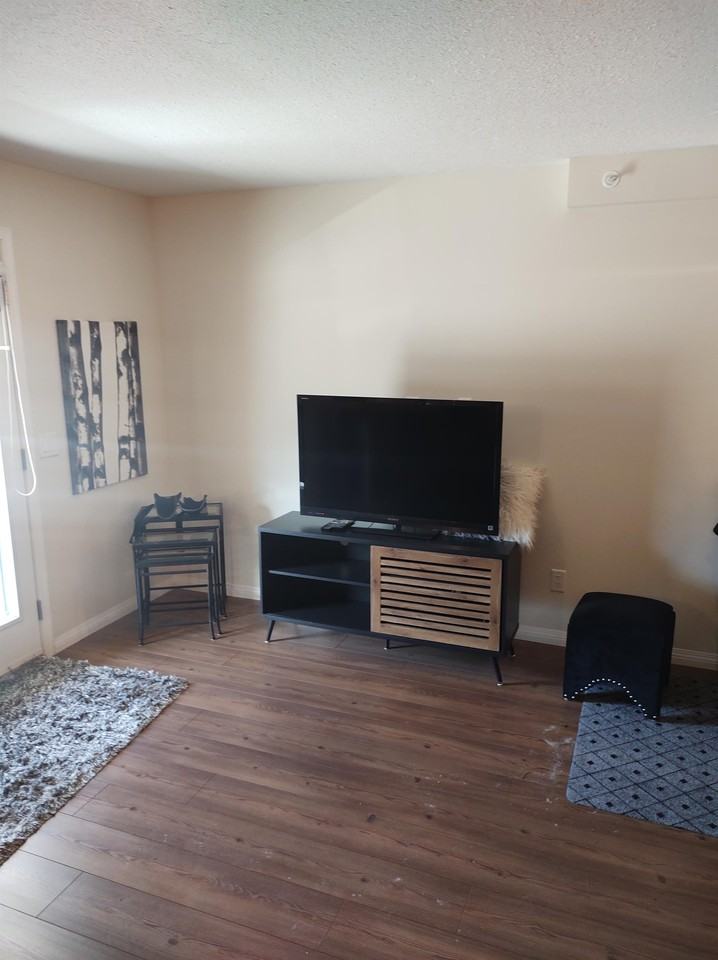 1205 Riverside Ave #3 - Photo 2 of 6