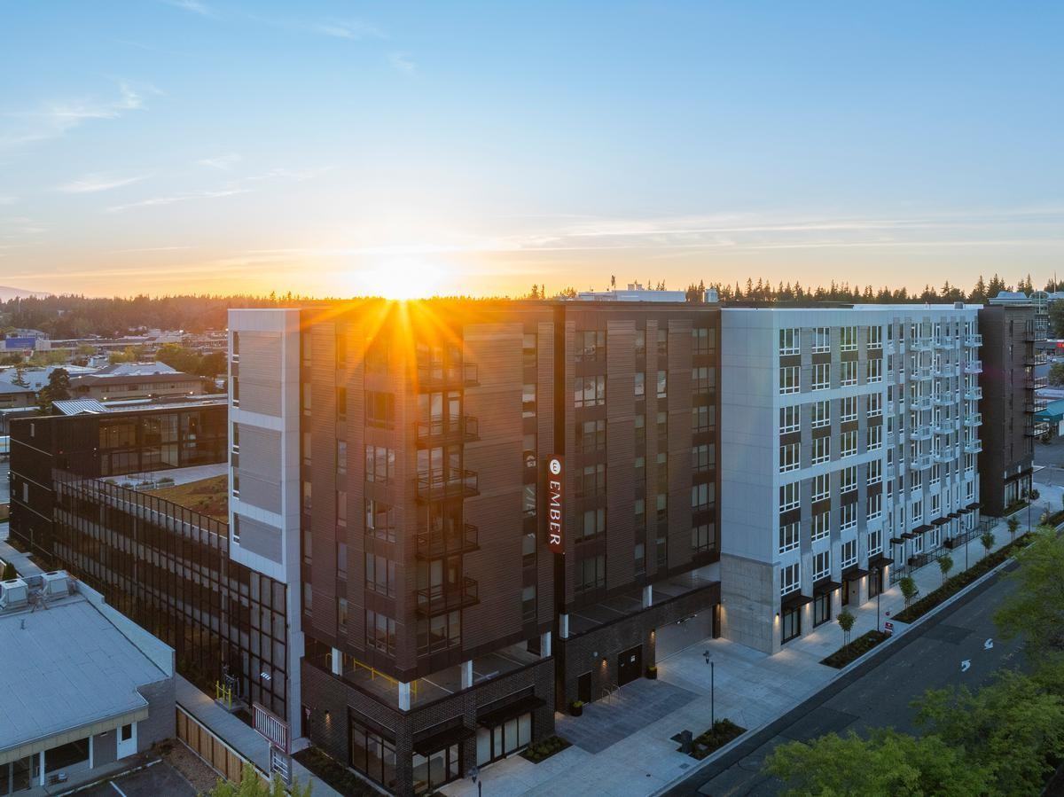 19888 40th Ave W - Photo 4 of 37