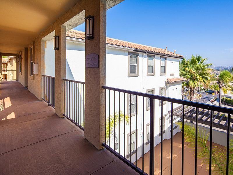 1100 Garden View Rd - Photo 3 of 17