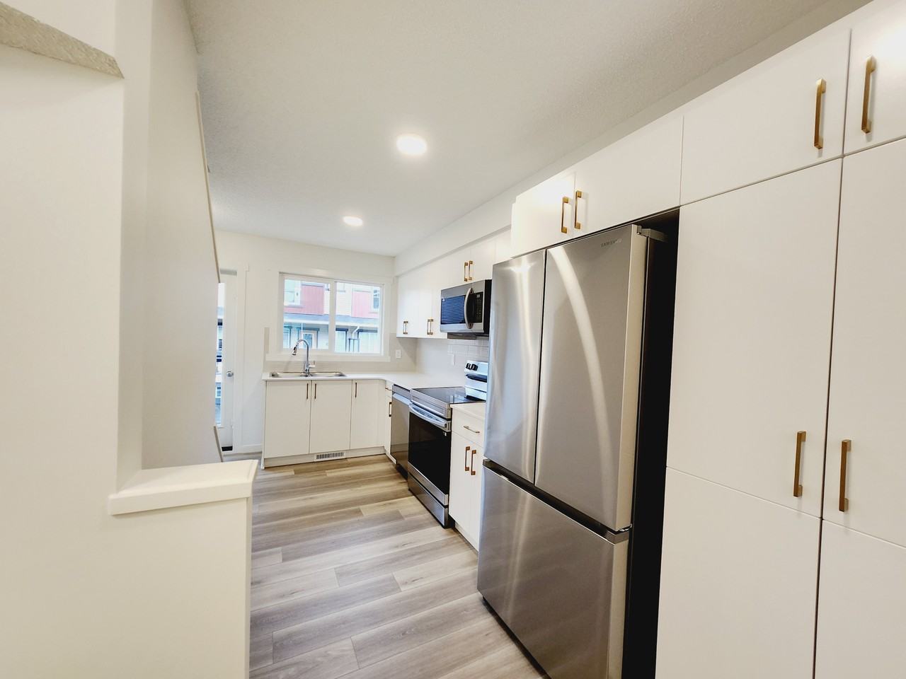 530 Tamarack Rd Nw - Photo 3 of 24