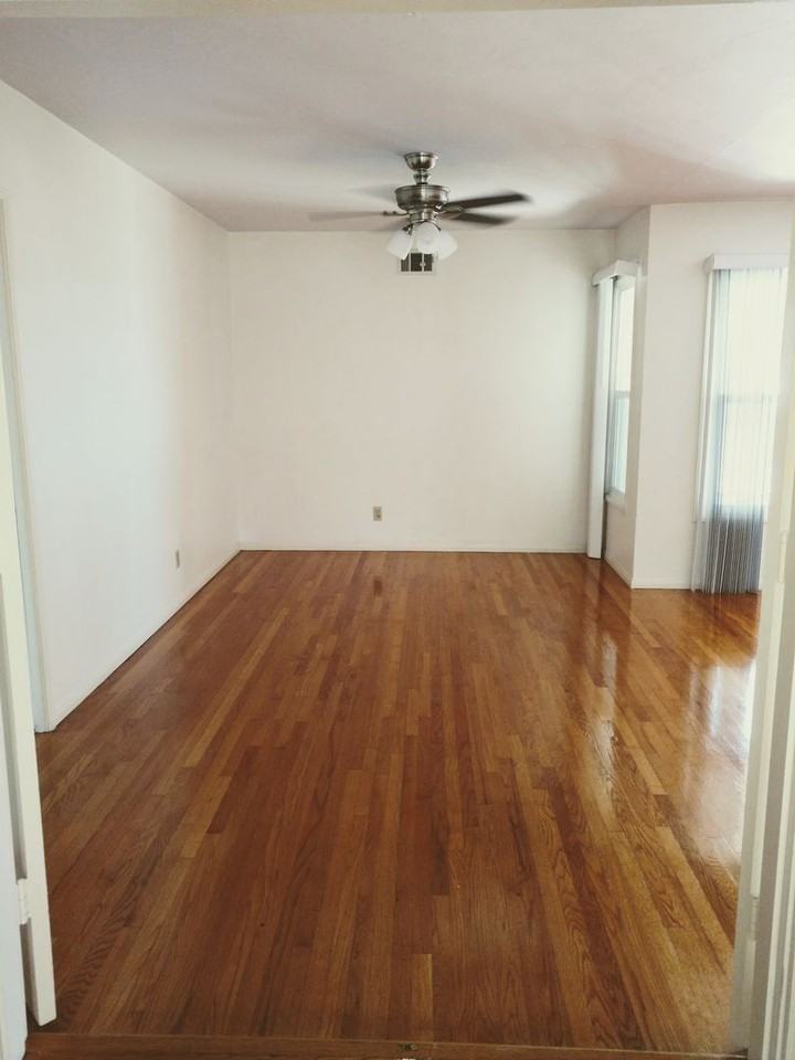 5556 Mary Lane Dr - Photo 4 of 7