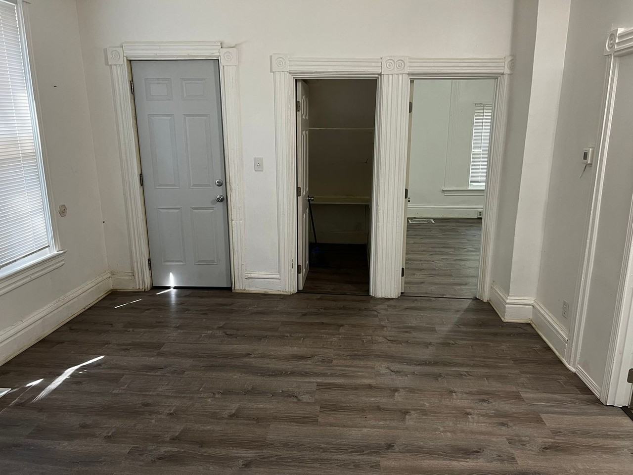 1046 Burr St N - Photo 2 of 44