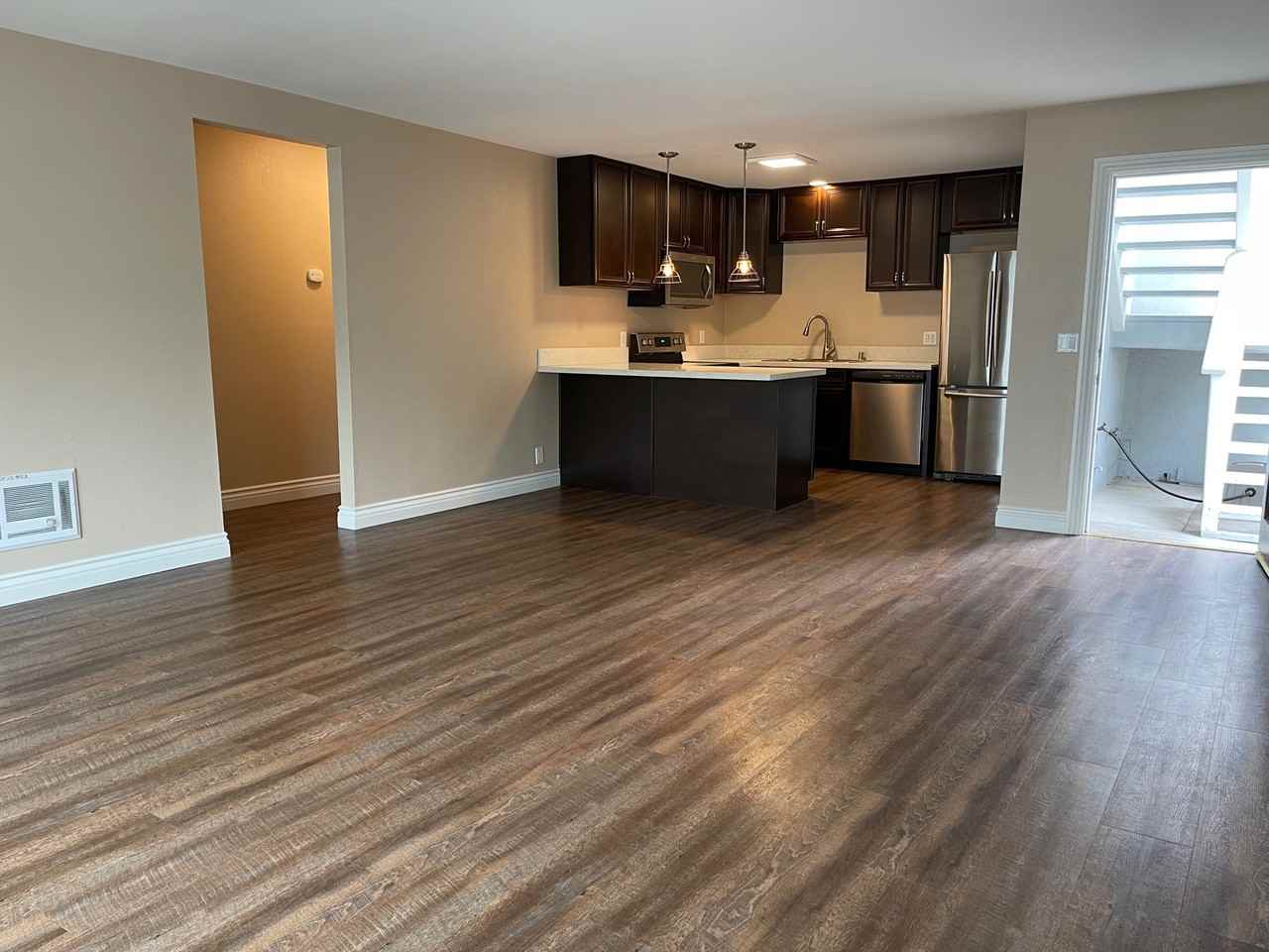5095 - Robles - Photo 2 of 15
