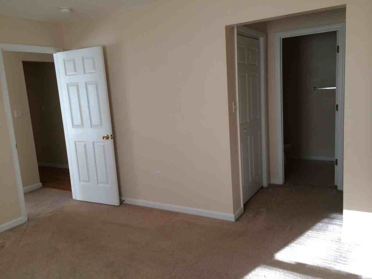 Canterbury Court CC - Photo 4 of 7