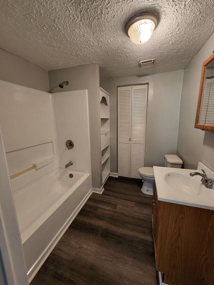 2912 E Murry St - Photo 4 of 10