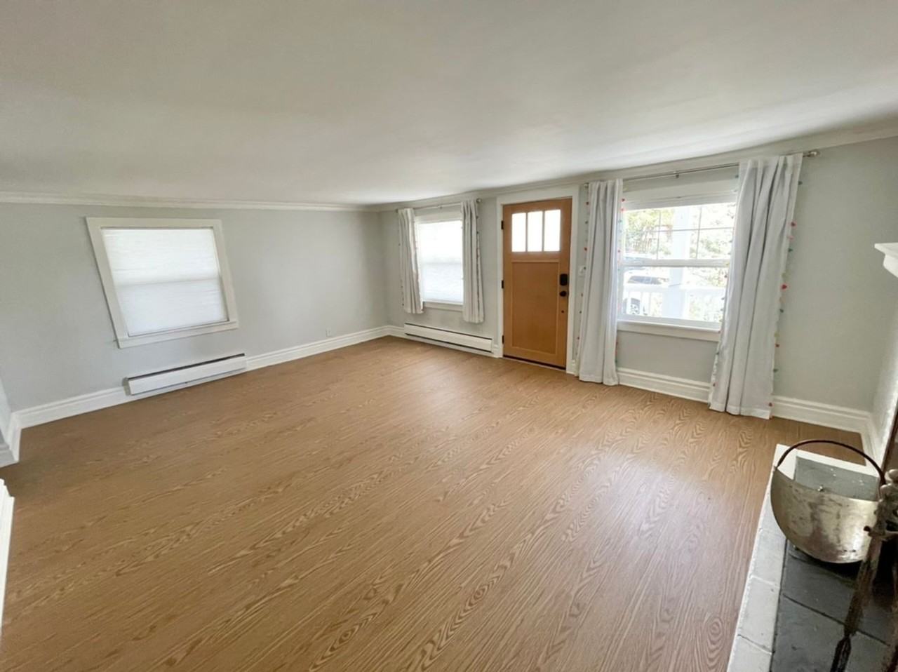 2134 N 88th St - Photo 4 of 19