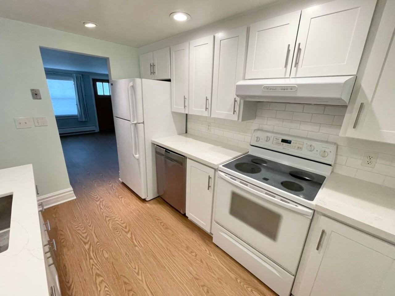 2134 N 88th St - Photo 5 of 19