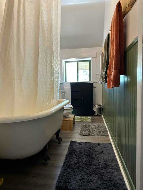 1423 11th St - Photo 6 of 18