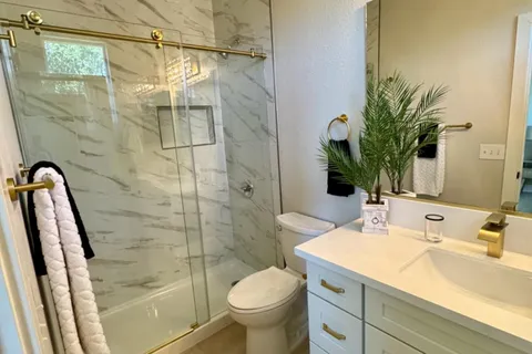 1625 Jardin Way - Photo 2 of 15