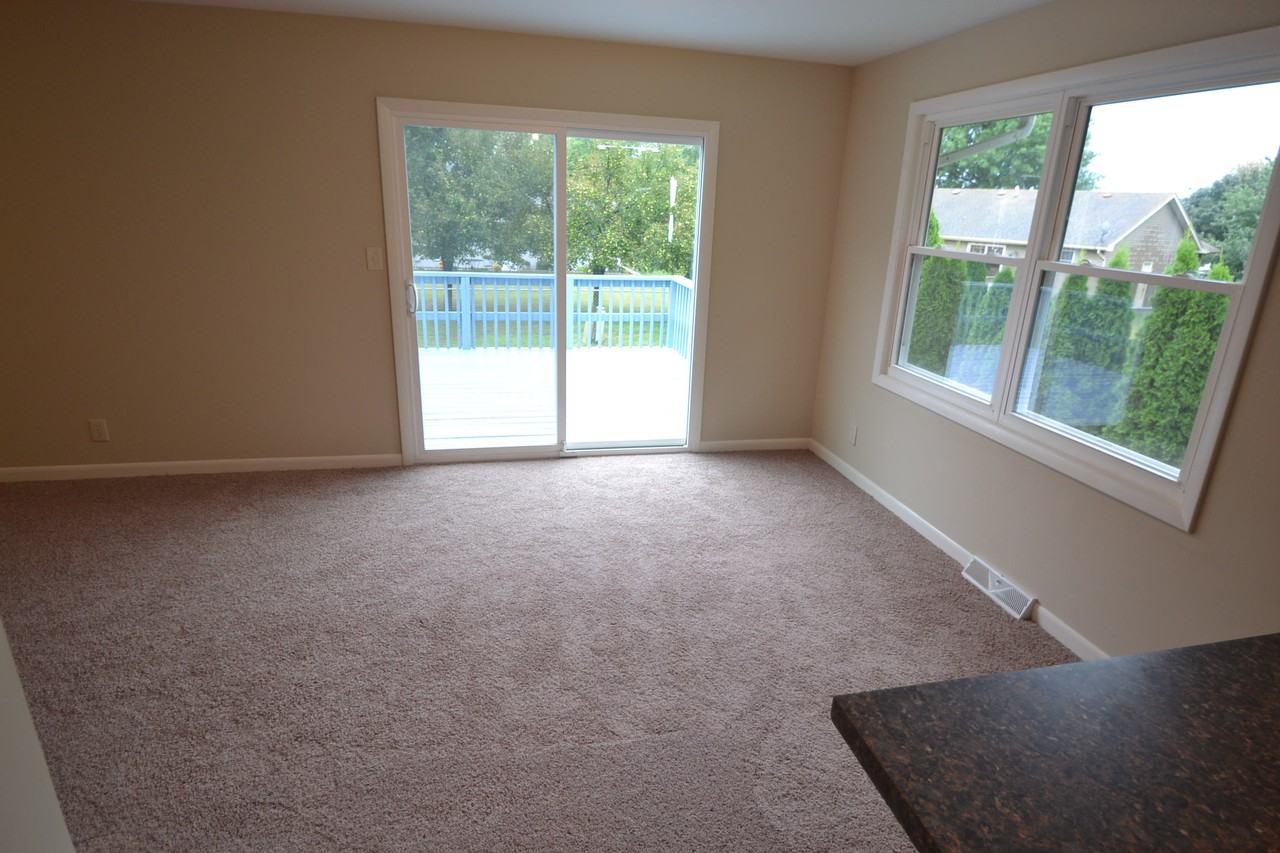 2006 Country Dr - Photo 3 of 8