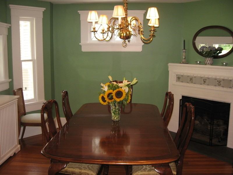 75 Hillside Ave - Photo 3 of 6