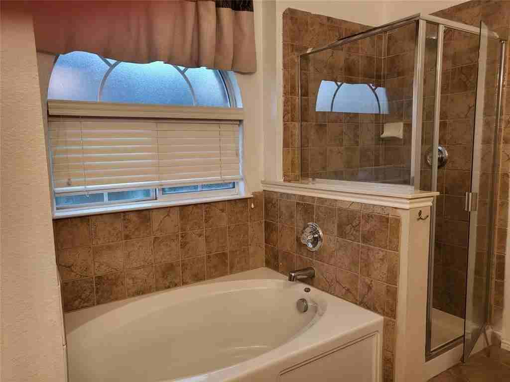 2784 Sunlight Dr - Photo 7 of 13