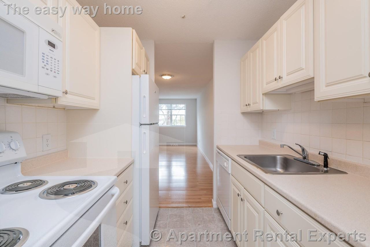 162 Summer St #26 - Photo 2 of 9