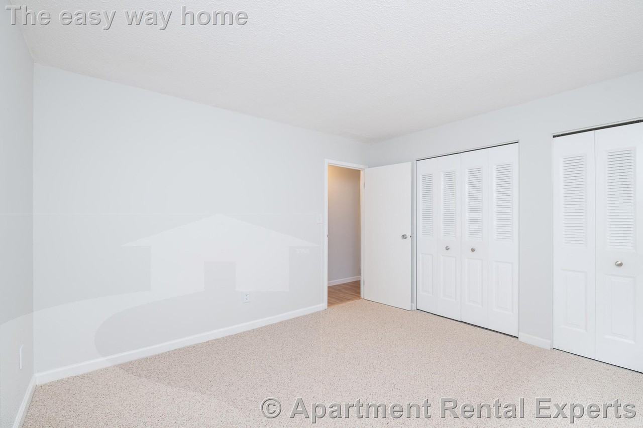 162 Summer St #26 - Photo 7 of 9