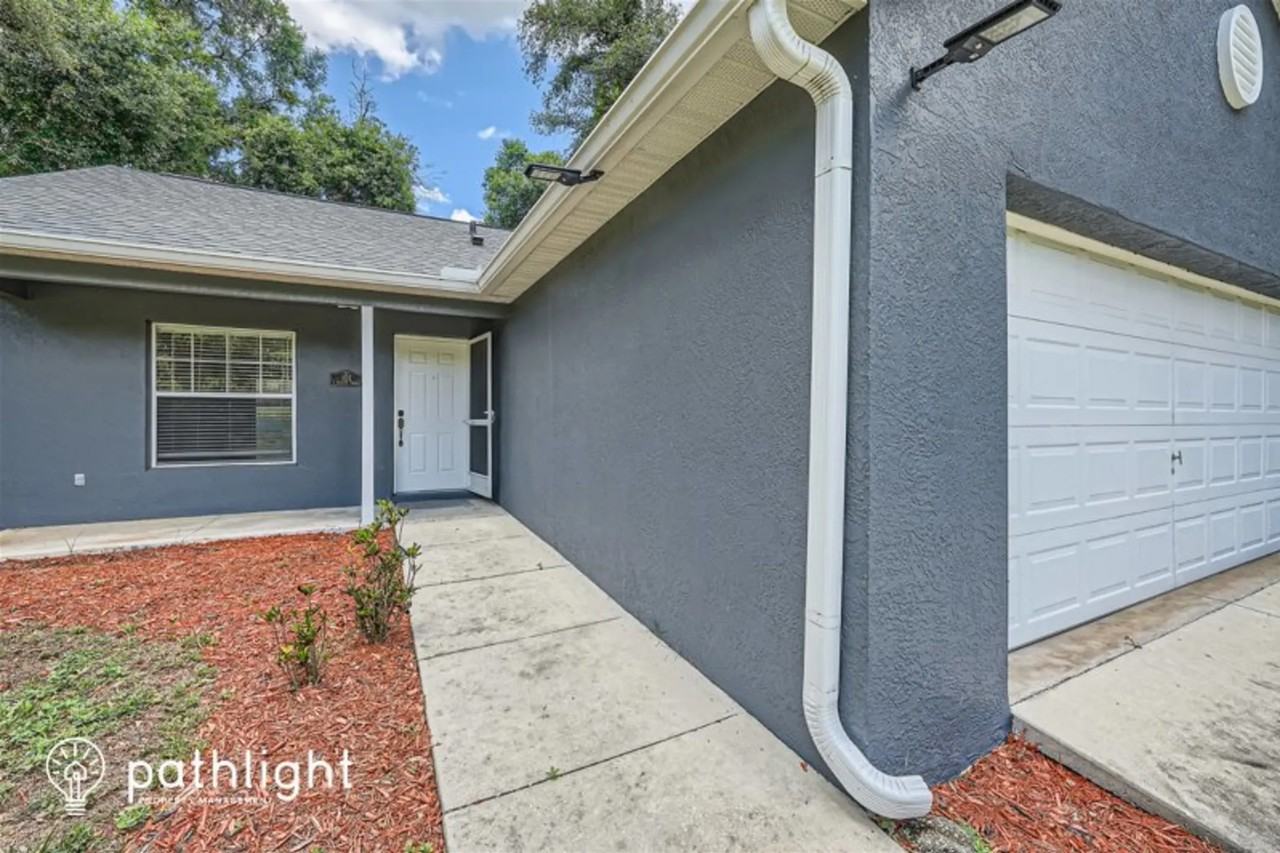 101 E Division St - Photo 2 of 19